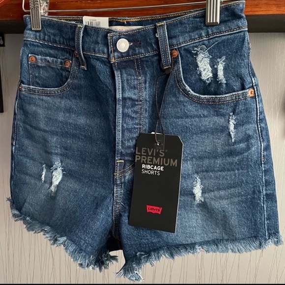 Levi’s Ribcage High Rise Distressed Ripped Denim Jean Short 77879-0012 - Picture 4 of 13